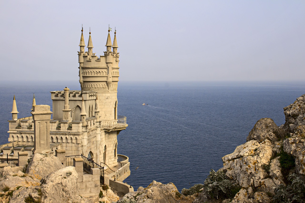 Как добраться к замку Ласточкино гнездо в Крыму